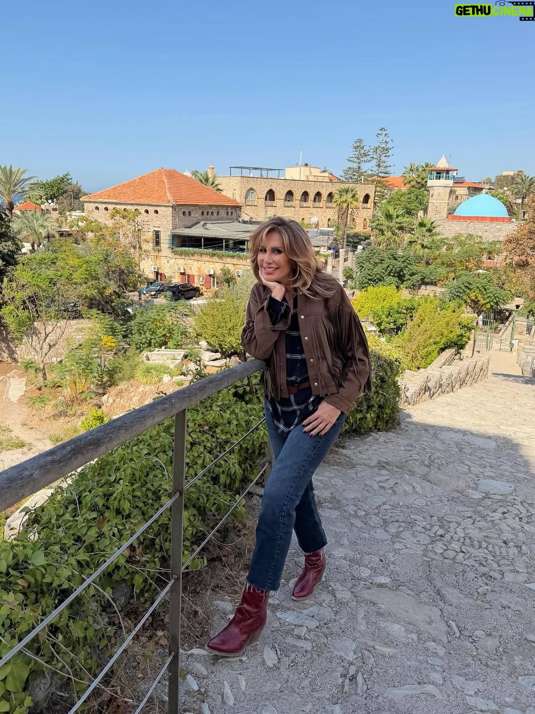 Lama Lawand - 2K Likes - 🤎🍂🍁

Hair @capelli.lb @joseph.a.zgheib 
Makeup @makeupbyjoyce___ @glamconcept.lb 
Dressed @boutiqueviviane