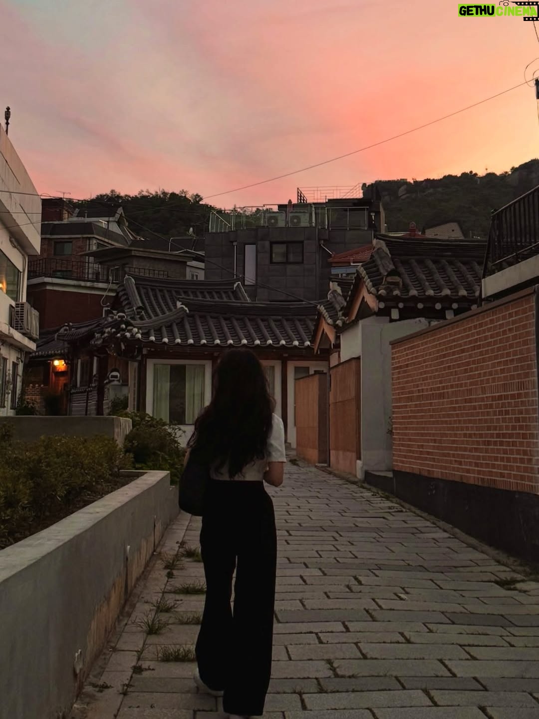 Lami - 32.6K Likes - 햇살이 머문 시간