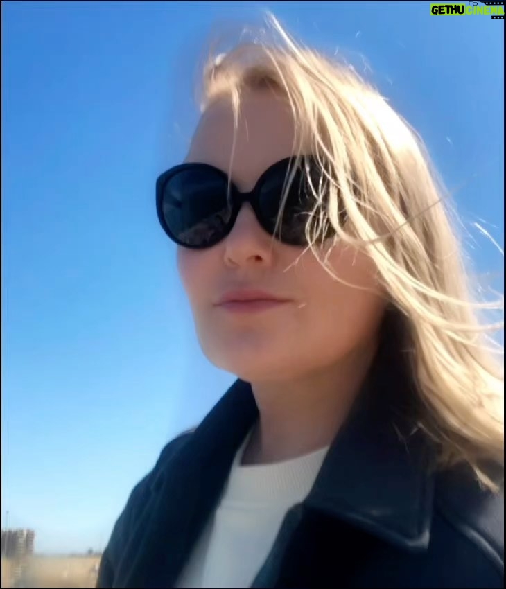 Larisa Verbitskaya - 1K Likes - Я люблю возвращаться в те места, где мне особенно хорошо и спокойно. Там время замедляет свой ход, и душа старается вспомнить, быть может что-то из прошлых жизней… И так хочется думать, что мы еще не раз вернёмся  туда, где всё обретает свое неторопливое осмысление. #путешествие #время #люблю #ларисавербицкая