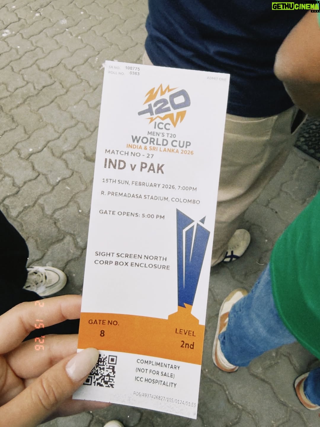 Larissa Bonesi - 17.2K Likes - The last 3 days have been nothing short of INCREDIBLE! 🏏✨

For the first time ever, I got to experience the electrifying energy of a cricket stadium and witnessing those unforgettable moments live on the field made it even more special. Still getting goosebumps thinking about how lucky I was to be there in those once-in-a-lifetime moments.

Grateful for experiences that turn into memories forever ♥️
Thank you @budweiserindia for making it all so unforgettable and special from day one !! 🙌🏽🔥 

India, I love you 🇮🇳🙏🏻♥️ You deserved it ! Jai Hind !

#BudweiserIndia #InTheHandsOfFans #BudxICC #T20 #Budhotel