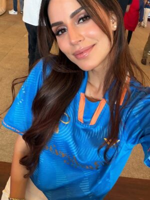 Larissa Bonesi Instagram - The last 3 days have been nothing short of INCREDIBLE! 🏏✨

For the first time ever, I got to experience the electrifying energy of a cricket stadium and witnessing those unforgettable moments live on the field made it even more special. Still getting goosebumps thinking about how lucky I was to be there in those once-in-a-lifetime moments.

Grateful for experiences that turn into memories forever ♥️
Thank you @budweiserindia for making it all so unforgettable and special from day one !! 🙌🏽🔥 

India, I love you 🇮🇳🙏🏻♥️ You deserved it ! Jai Hind !

#BudweiserIndia #InTheHandsOfFans #BudxICC #T20 #Budhotel