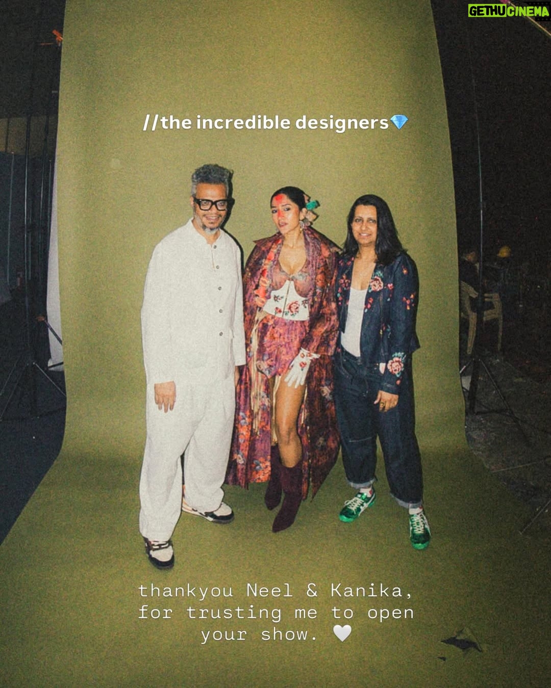 Larissa Dsa - 14.3K Likes - What an absolute honour to open for @jajaabor2017 at @lakmefashionwk .

Ive always been in awe of ‘Jajaabor’. I first wore the brand in 2023 for an awards night, and I remember Neel & Kanika were kind enough to let me keep the jacket. I was so happy, because the jacket is truly who I am. It’s full of stamps from all over the world. 

Cut to, 2026, When Urja from @gateway.pr asked me if I was open to opening the show for @jajaabor2017. 

I obviously said yes, without even a second thought. 🤍🌎

And here we are today. I believe, this is magic. Things you don’t expect or plan, unfold exactly when they’re supposed to.

Trust the process, go with the flow, and let God take the reins.⭐️