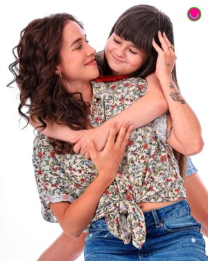 Laryssa Ayres Instagram - #EXCLUSIVO 📲 Confira imagens inéditas de Uma Babá Milionária, nova novelinha Original Globoplay, que estreia no dia 17 de março. 

Você vai conhecer a história de Carolina (Laryssa Ayres), que foi separada da filha ainda no hospital e, anos depois, é contratada por Horácio (Paulo Gorgulho) para cuidar da neta Eduarda (Juju Teófilo) — filha de Fernando (Raphael Vianna), seu antigo amor. O reencontro reacende sentimentos, mas também atrai a inveja de Valentina (Fernanda Paes Leme) e Dolores (Bia Seidl).

📸: Ricardo Bufolin/Globoplay
