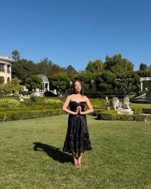 Laufey Instagram - “How I Get” is out today!!

& you can now pre-order / pre-save my deluxe album, A Matter of Time: The Final Hour, out April 10th…at the link in bio xx

The Final Hour picks up where A Matter of Time left off… the light is softer, the air like spring after the storm, stepping into a new emotional chapter 🪜🤍 I am so excited for you guys to hear it!!