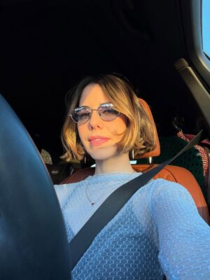 Laura Bailey Instagram - 🩷