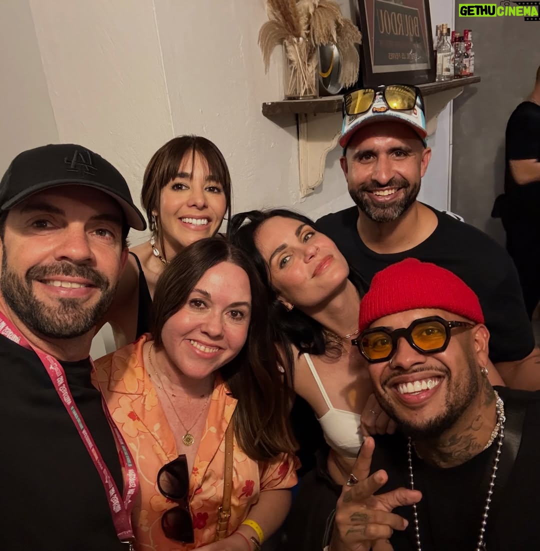 Laura Carmine - 11.9K Likes - Puerto Rico SanSe photo dump 

1. Llegando a las fiestas de la SanSe @ Viejo San Juan
2. Lista para ir de prensa por la película 
3. Arrancando la SanSe
4. Con Telemundo PR y mi amigo de la vida Jasond
5. Mi bebida favorita: Piña Colada
6. My Friends
7. Selfie
8. Mis amigos desde hace años 
9. Mi Bandera
10. With this lovely person 
11. I love SanSe
12. Lo mejor
13. Mi mejor amiga de toda la vida 
14. Disfrutando 
15. Una reina de verdad Orlanis
16. Sacando lo salsera 

Faltan más fotos de éste viaje