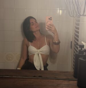 Laura Carmine Instagram - Puerto Rico SanSe photo dump 

1. Llegando a las fiestas de la SanSe @ Viejo San Juan
2. Lista para ir de prensa por la película 
3. Arrancando la SanSe
4. Con Telemundo PR y mi amigo de la vida Jasond
5. Mi bebida favorita: Piña Colada
6. My Friends
7. Selfie
8. Mis amigos desde hace años 
9. Mi Bandera
10. With this lovely person 
11. I love SanSe
12. Lo mejor
13. Mi mejor amiga de toda la vida 
14. Disfrutando 
15. Una reina de verdad Orlanis
16. Sacando lo salsera 

Faltan más fotos de éste viaje