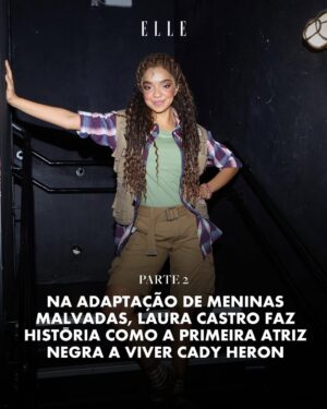 Laura Castro Instagram - A adaptação nacional de @meninasmalvadasomusicalbr, estrelada pela atriz, cantora e dubladora @lauracastro, estreou em março, no Teatro Santander, em São Paulo, e, desde então, o espetáculo — baseado em um dos grandes clássicos dos anos 2000 escrito por Tina Fey — tem lotado sessões todos os fins de semana. Além do sucesso da montagem, Laura também coleciona um feito marcante: é dela o título de ser a primeira atriz negra a interpretar Cady Heron na história das remontagens do musical ao redor do mundo. 

Na #ELLEView de maio, nosso editor @pedrojcamargo_ se encontrou com as estrelas dos musicais mais bem-sucedidos do ano e, entre camarins, backstages e coxias, elas revelaram o caminho árduo que percorreram até aqui. Quer ler a reportagem completa? Acesse elle.com.br e assine nossa revista digital, com conteúdos exclusivos. É só R$12,50 por mês! (fotos: @rogeriocavalcanti)