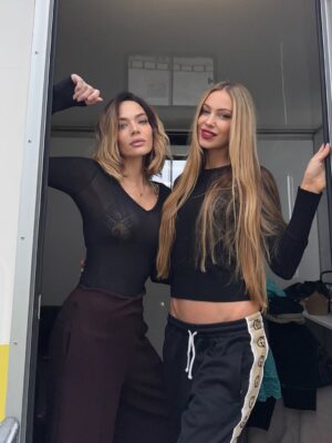 Laura Chiatti Instagram - Sul set del nuovo film “Quasi Vera” 🎬
Soon 🔜