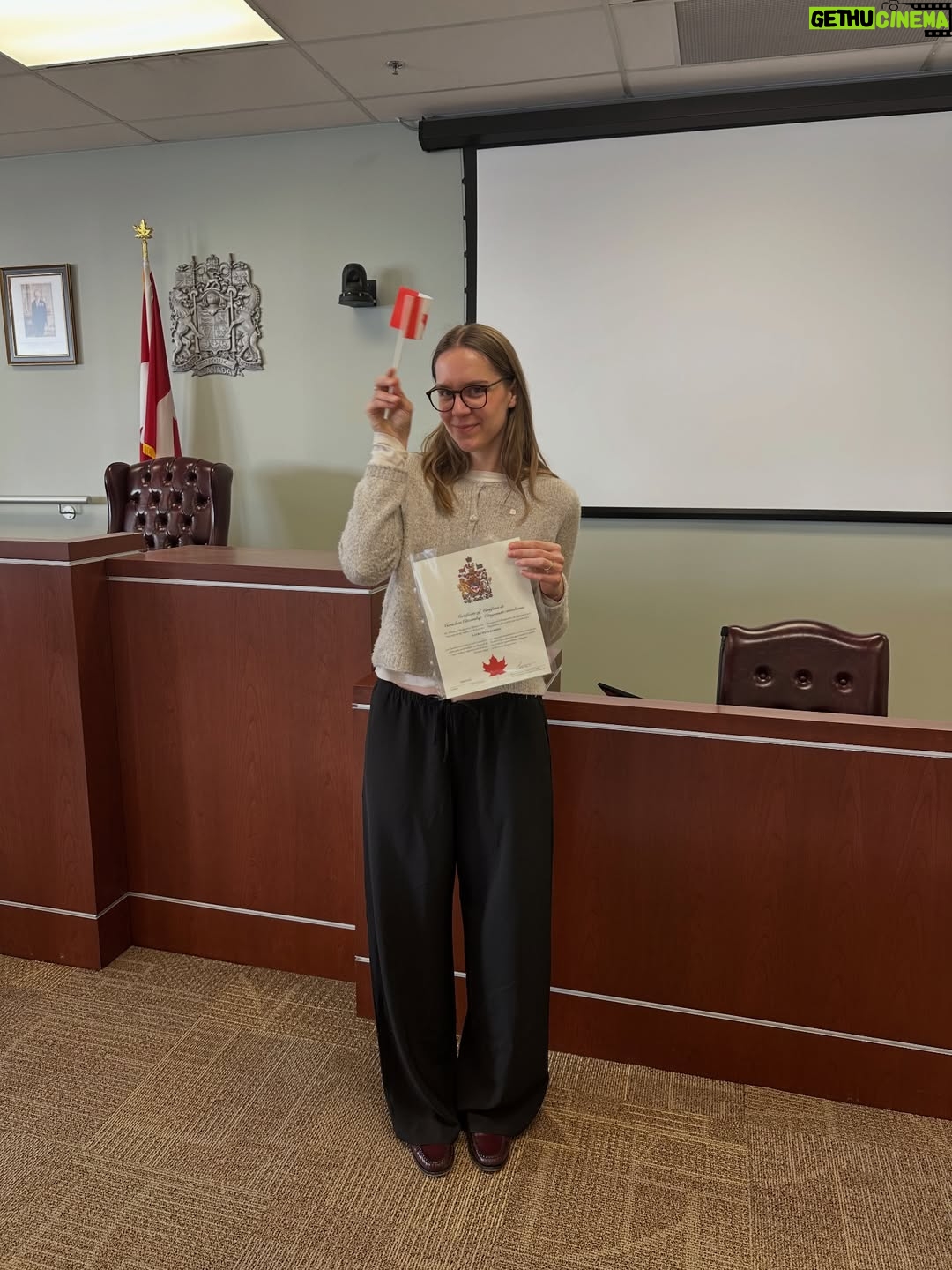 Laura Ramoso - 107K Likes - 13 years after moving to this great country I’m so happy we finally made it official 🥰❤️ I’m a citizen! 🇨🇦