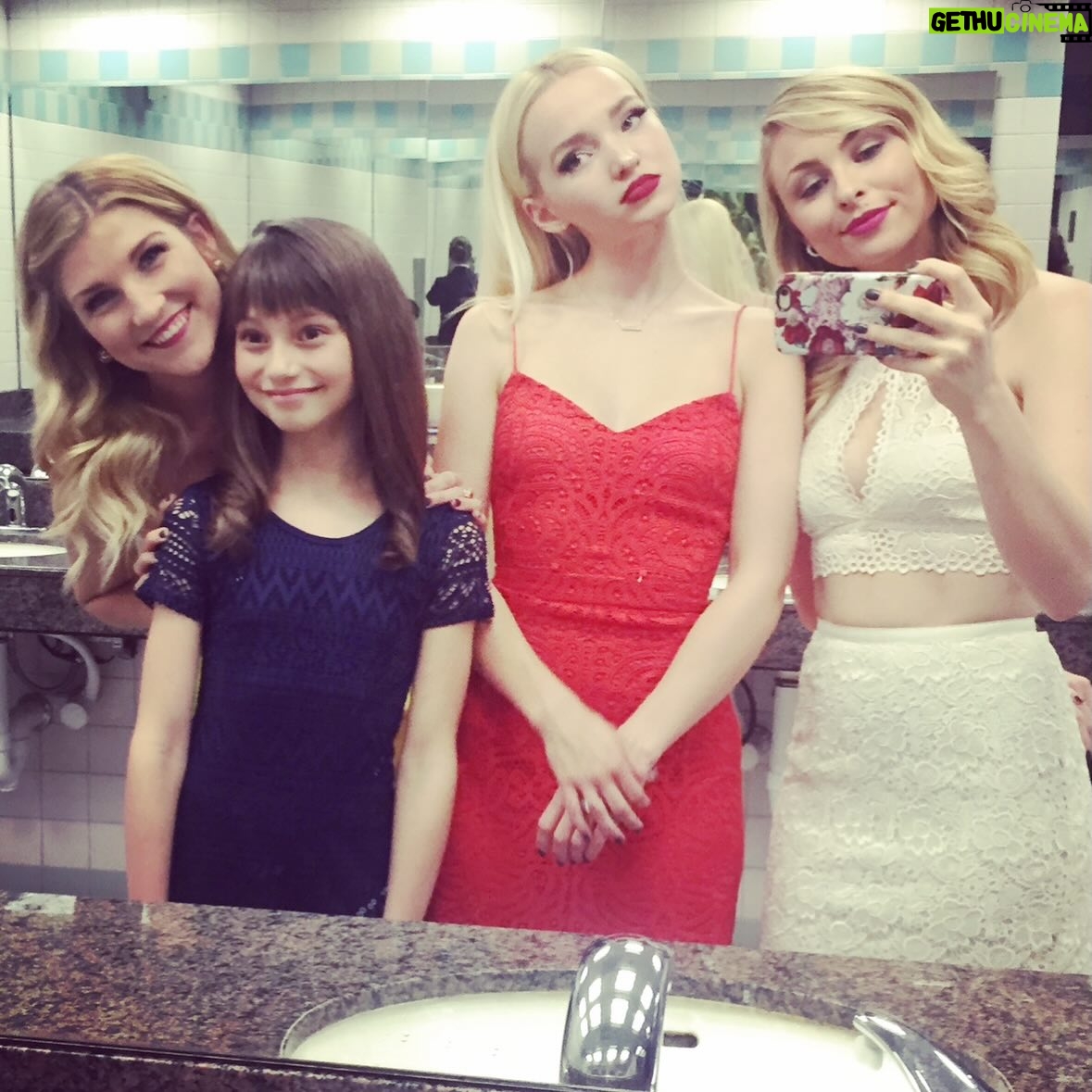 Lauren Lindsey Donzis - 108.9K Likes - #2016