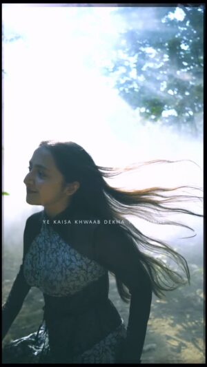 Lavanya Srivastava Instagram - Tumko Jahaan se pyaar kerna tha
Aur bhul gayi khudi ko ….

#yekaisekhwaabdekhathatumne