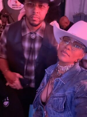 LeToya Luckett Instagram - ✨RODEO TIME✨

Saddle up Houston 🤘🏾🤠