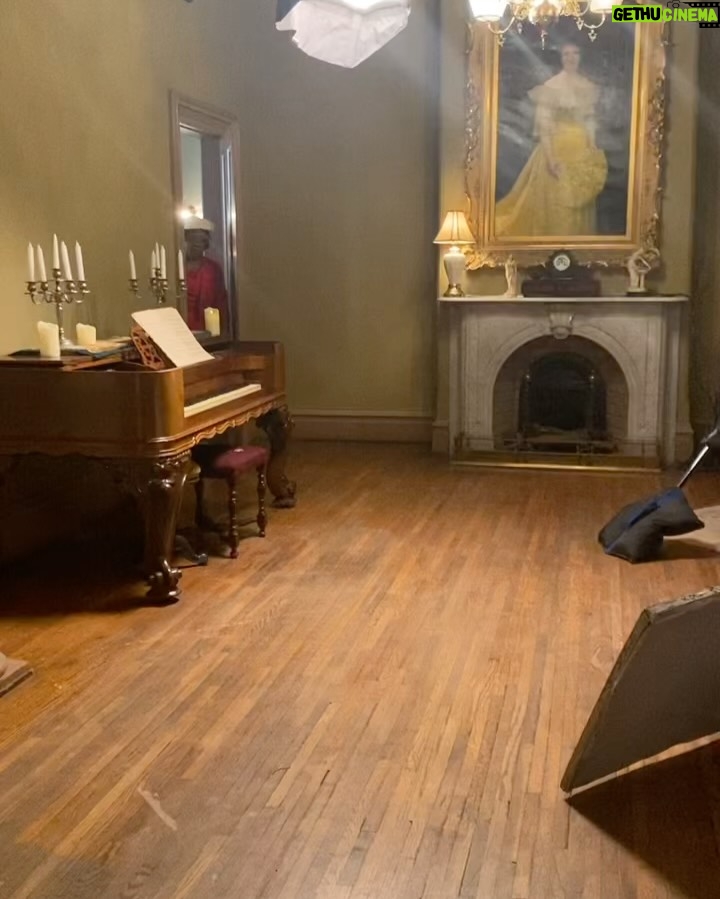 Ledisi - 5.5K Likes - Getting so many texts. One take fall. Lots of talking it through. 😂
The NAACP Image Award Winning  film @remembermemahaliajacksonstory premiered on @bet  last week. Check your local listings.

Here’s some BTS. Gosh…I learned so much and many thanks to my acting coach @chestergregory . Can’t wait to do more of this. Thank you again to the Great @denisedowse , my big sis @erickanicolemalone , Vince Allen and the village that it took to create this piece honoring the Great Mahalia Jackson. ✨The Gift that keeps on giving. God is good!🙏🏾

📷 @rontyoung
🎥 @chestergregory