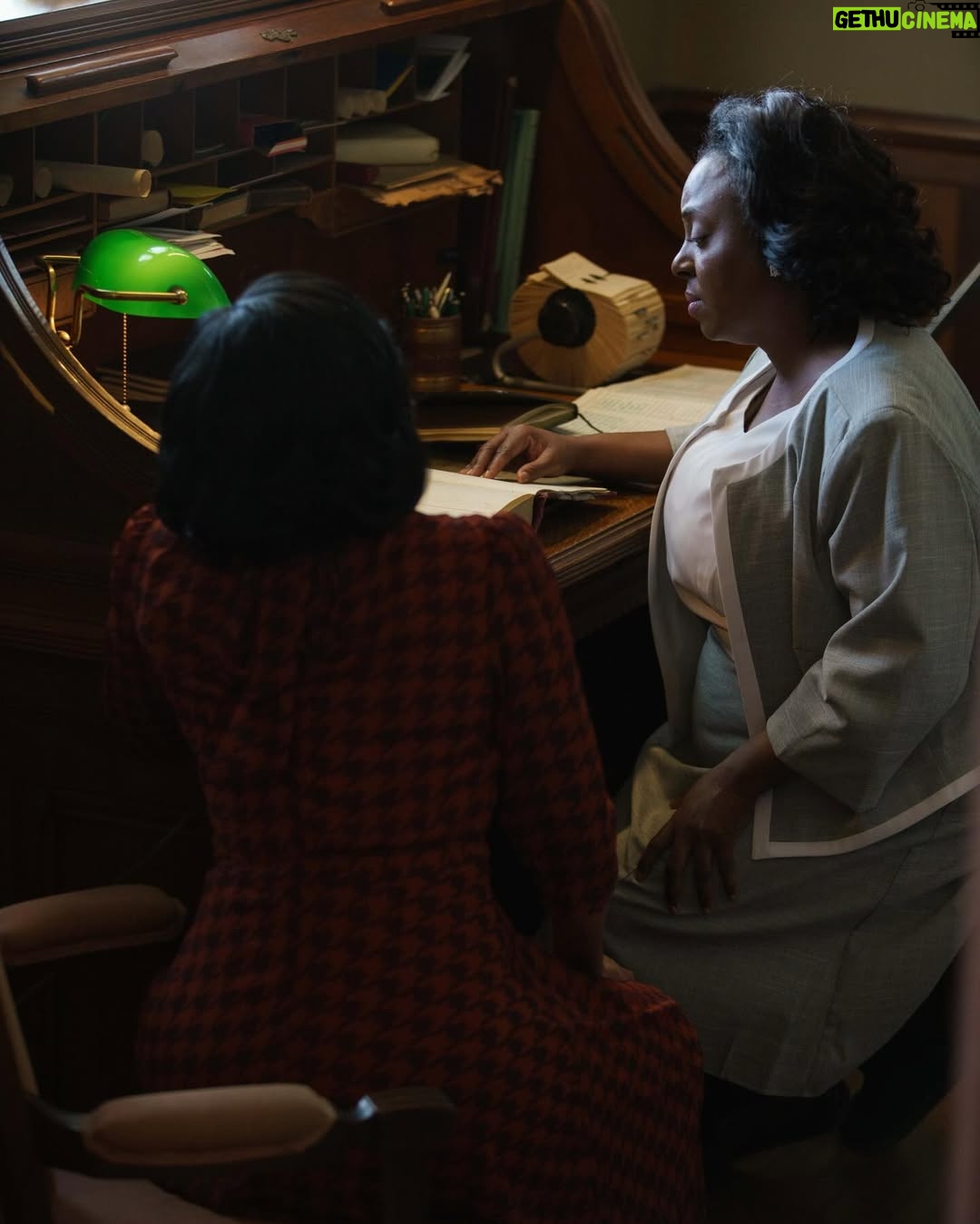 Ledisi - 5.5K Likes - Getting so many texts. One take fall. Lots of talking it through. 😂
The NAACP Image Award Winning  film @remembermemahaliajacksonstory premiered on @bet  last week. Check your local listings.

Here’s some BTS. Gosh…I learned so much and many thanks to my acting coach @chestergregory . Can’t wait to do more of this. Thank you again to the Great @denisedowse , my big sis @erickanicolemalone , Vince Allen and the village that it took to create this piece honoring the Great Mahalia Jackson. ✨The Gift that keeps on giving. God is good!🙏🏾

📷 @rontyoung
🎥 @chestergregory
