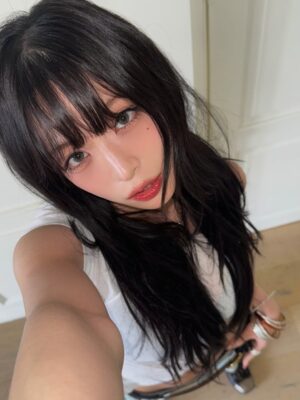 Lee Chaeyoung Instagram - 