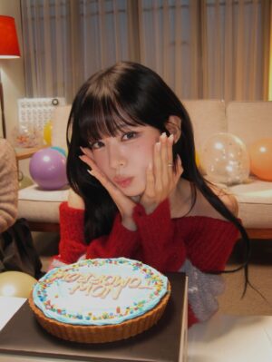 Lee Chaeyoung Instagram - 