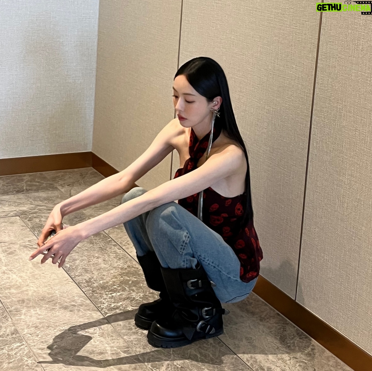 Lee Da-hee - 196.7K Likes - 두둠!!1월20일 오픈!
#netflix #singleinferno5 #넷플릭스 #솔로지옥5