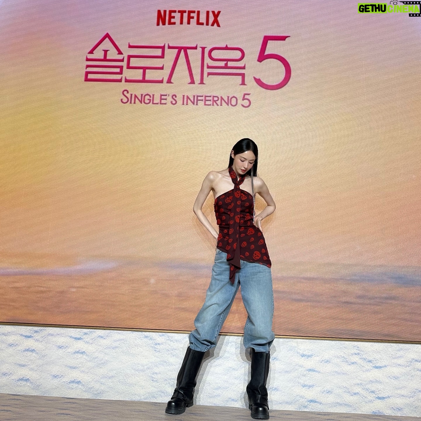 Lee Da-hee - 196.7K Likes - 두둠!!1월20일 오픈!
#netflix #singleinferno5 #넷플릭스 #솔로지옥5
