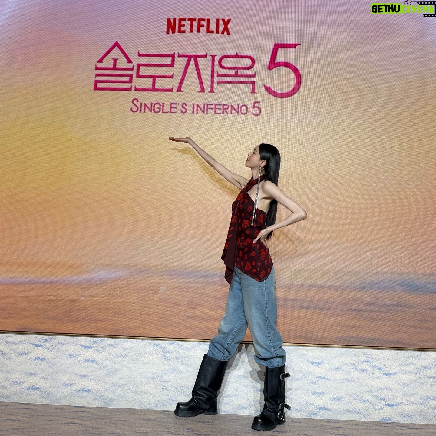 Lee Da-hee - 196.7K Likes - 두둠!!1월20일 오픈!
#netflix #singleinferno5 #넷플릭스 #솔로지옥5