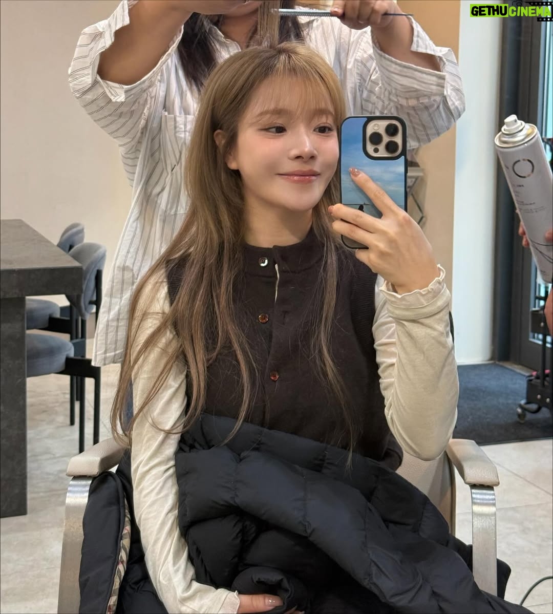 Lee Eun-young - 2.8K Likes - 이상한 하트