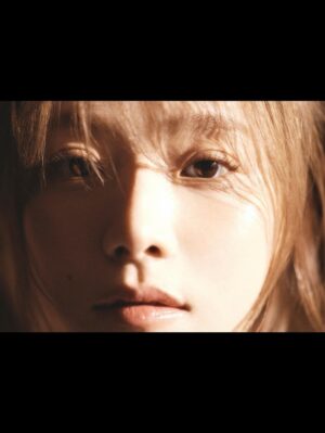 Lee Eun-young Instagram - ☺️💙🧶🫧📷🍃