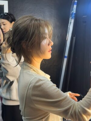 Lee Eun-young Instagram - ☺️💙🧶🫧📷🍃