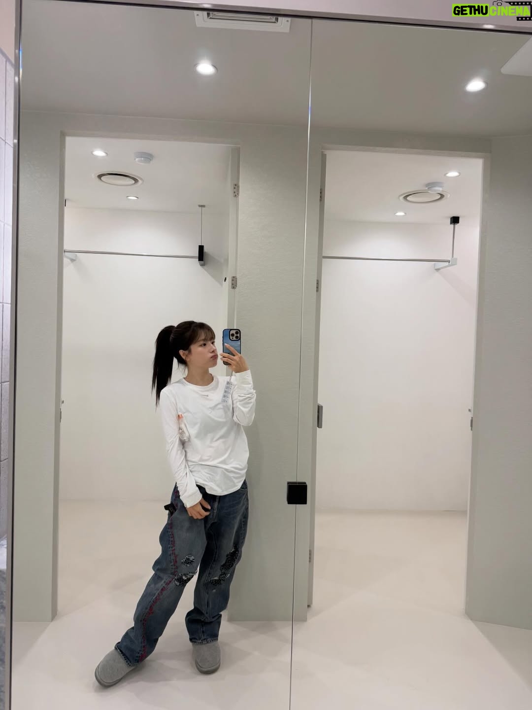 Lee Eun-young - 3.1K Likes - ouioui🤍
