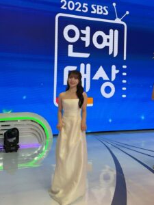 Lee Eun-young Most Liked Photos and Posts