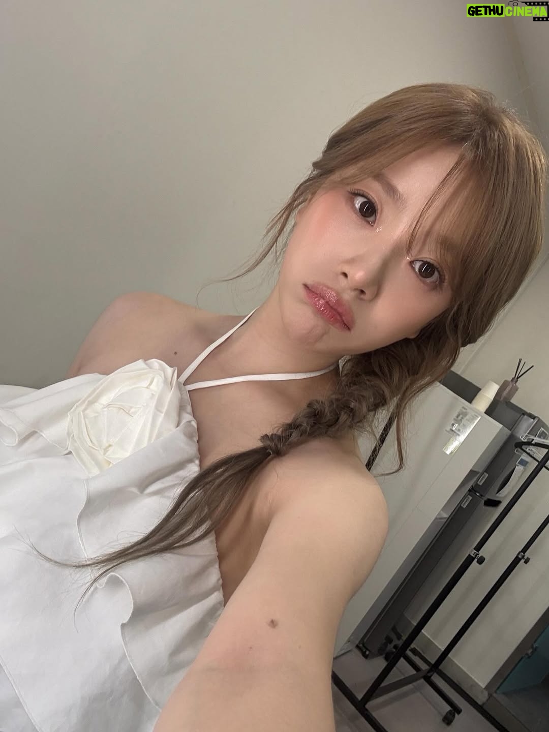 Lee Eun-young - 3.1K Likes - 🍈💚💚💚💚💚👀