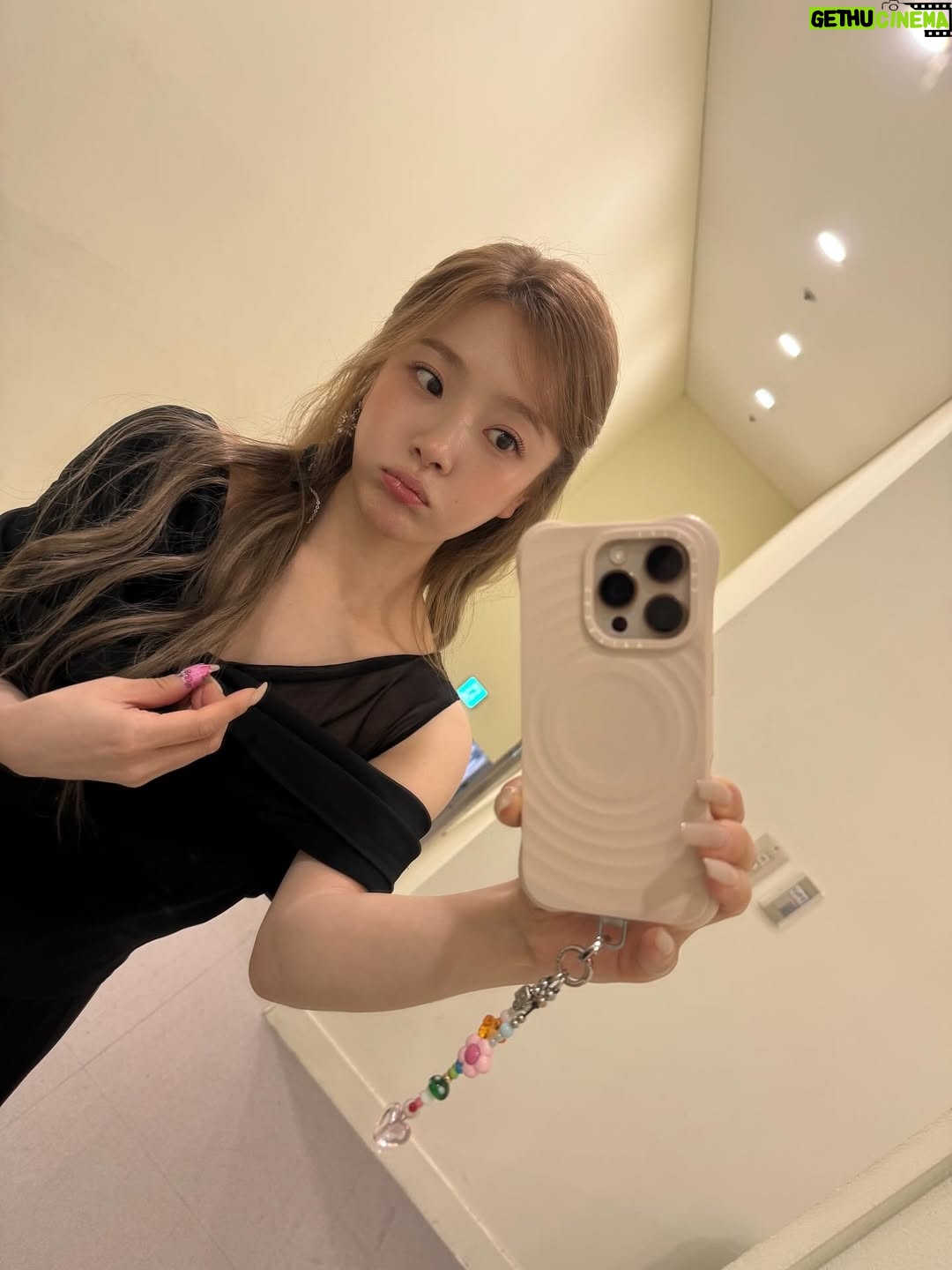 Lee Eun-young - 3.1K Likes - 🍈💚💚💚💚💚👀