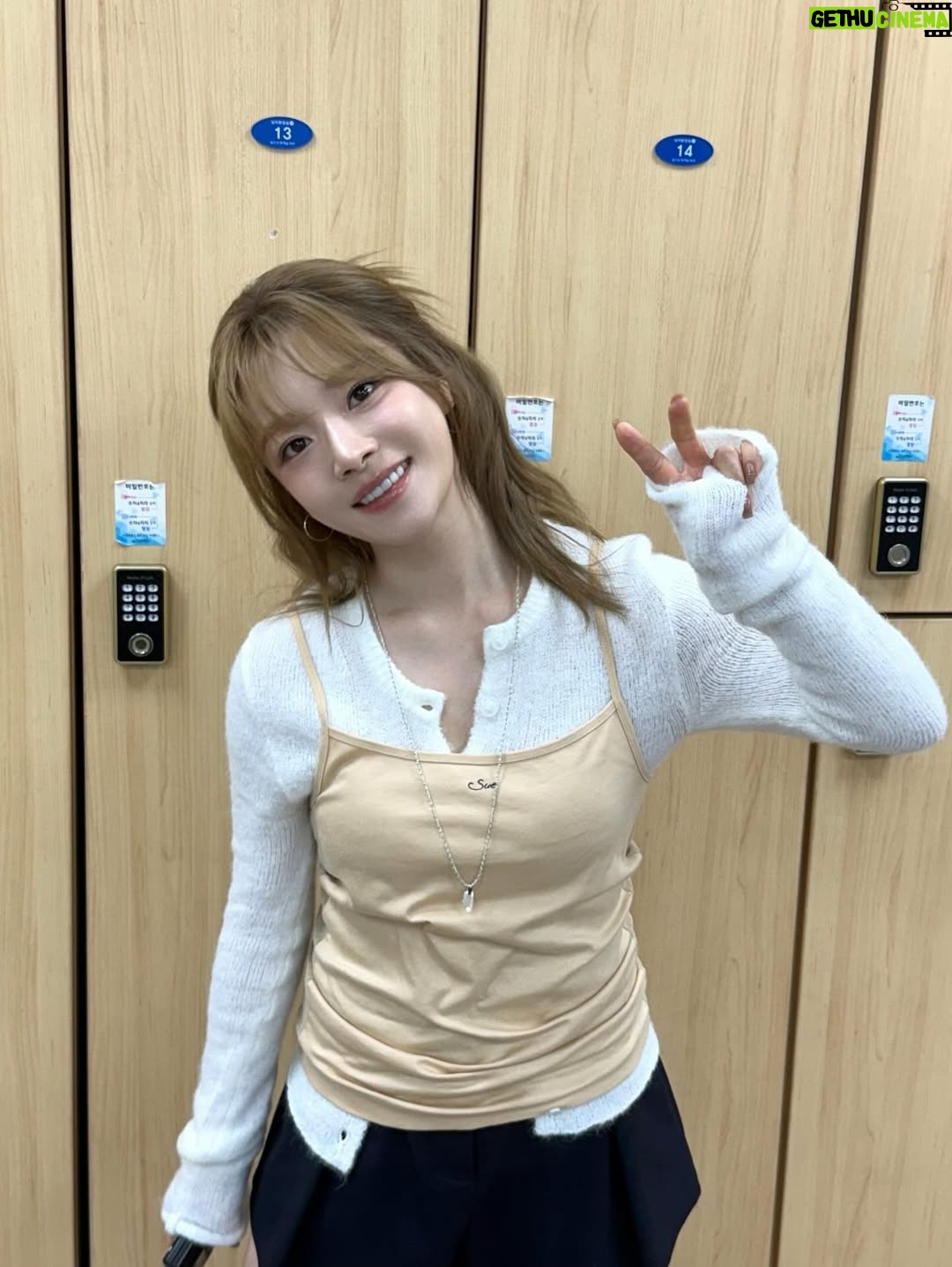Lee Eun-young - 2.9K Likes - 뒤란🤍