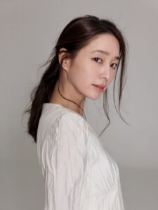 Actress Lee Min-jung HD Photos and Wallpapers March 2026