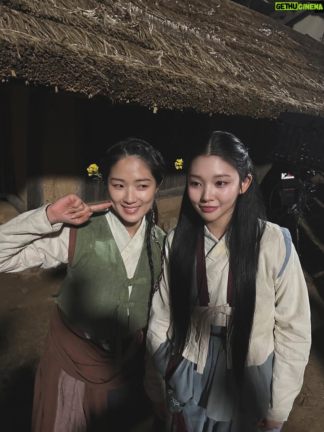 Lee Si-woo - 46.7K Likes - 끝!! 모두 고생하셨습니다 💦
금호와 팔미호로 함께할 수 있어 행복했어요 🦊