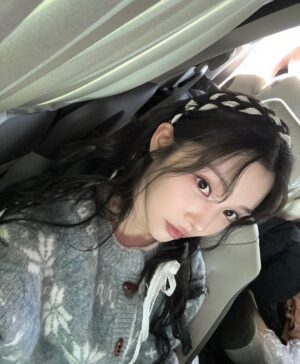 Lee Si-woo Instagram - 마지막화입니다만 💦
#오늘부터인간입니다만