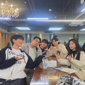 Lee Si-woo Instagram - 우당탕탕사인방 혜리미온느 🦊