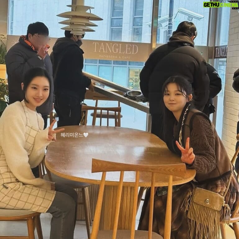 Lee Si-woo - 39.3K Likes - 우당탕탕사인방 혜리미온느 🦊