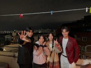 Lee Si-woo Instagram - 오늘 밤 9시 50분 🦊🤍
#오늘부터인간입니다만