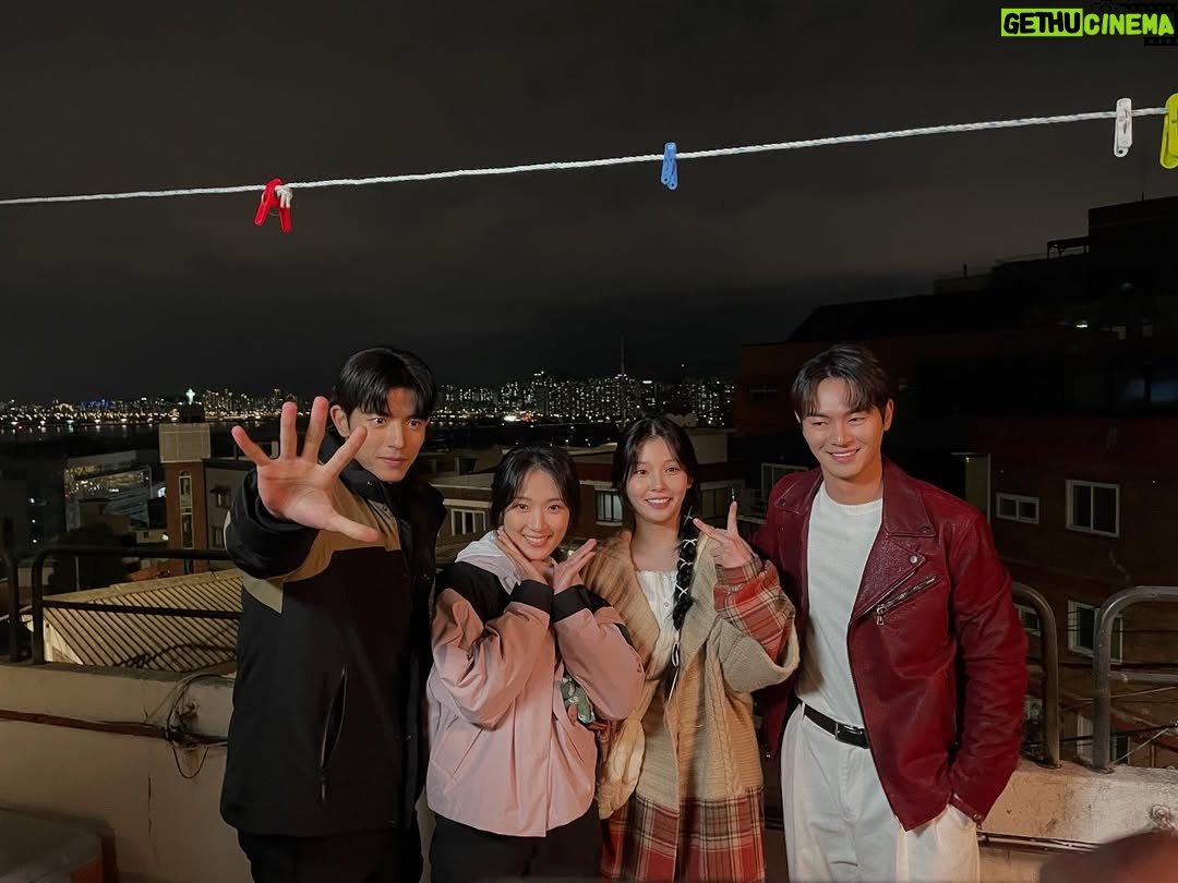 Lee Si-woo - 111.7K Likes - 오늘 밤 9시 50분 🦊🤍
#오늘부터인간입니다만
