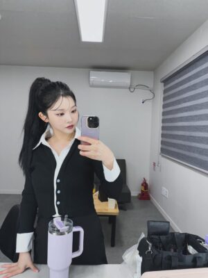 Lee Si-woo Instagram - 끝!! 모두 고생하셨습니다 💦
금호와 팔미호로 함께할 수 있어 행복했어요 🦊