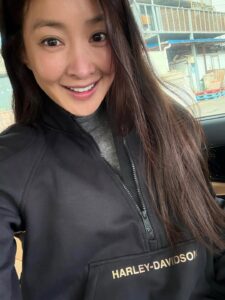 Actress Lee Si-young HD Photos and Wallpapers March 2026