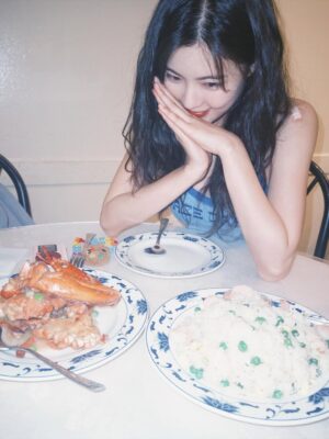 Lee Sun-bin Instagram - 𝐌𝐞𝐦𝐨𝐫𝐲 ミ★
