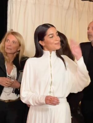 Leïla Bekhti Instagram - Émue et honorée par cette nomination pour Ma mère, Dieu et Sylvie Vartan.
Je la partage évidemment avec toute l’équipe du film et, bien sûr, le public.
Vos mots sont des douceurs pour le cœur.
Merci 🤍