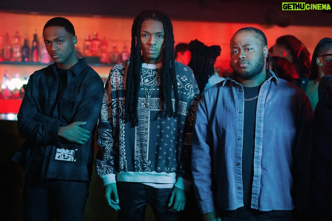Lena Waithe - 49.9K Likes - Here’s a little something special for our #ChiFam. 💛 Take a first look at #TheChi season 8. 📸