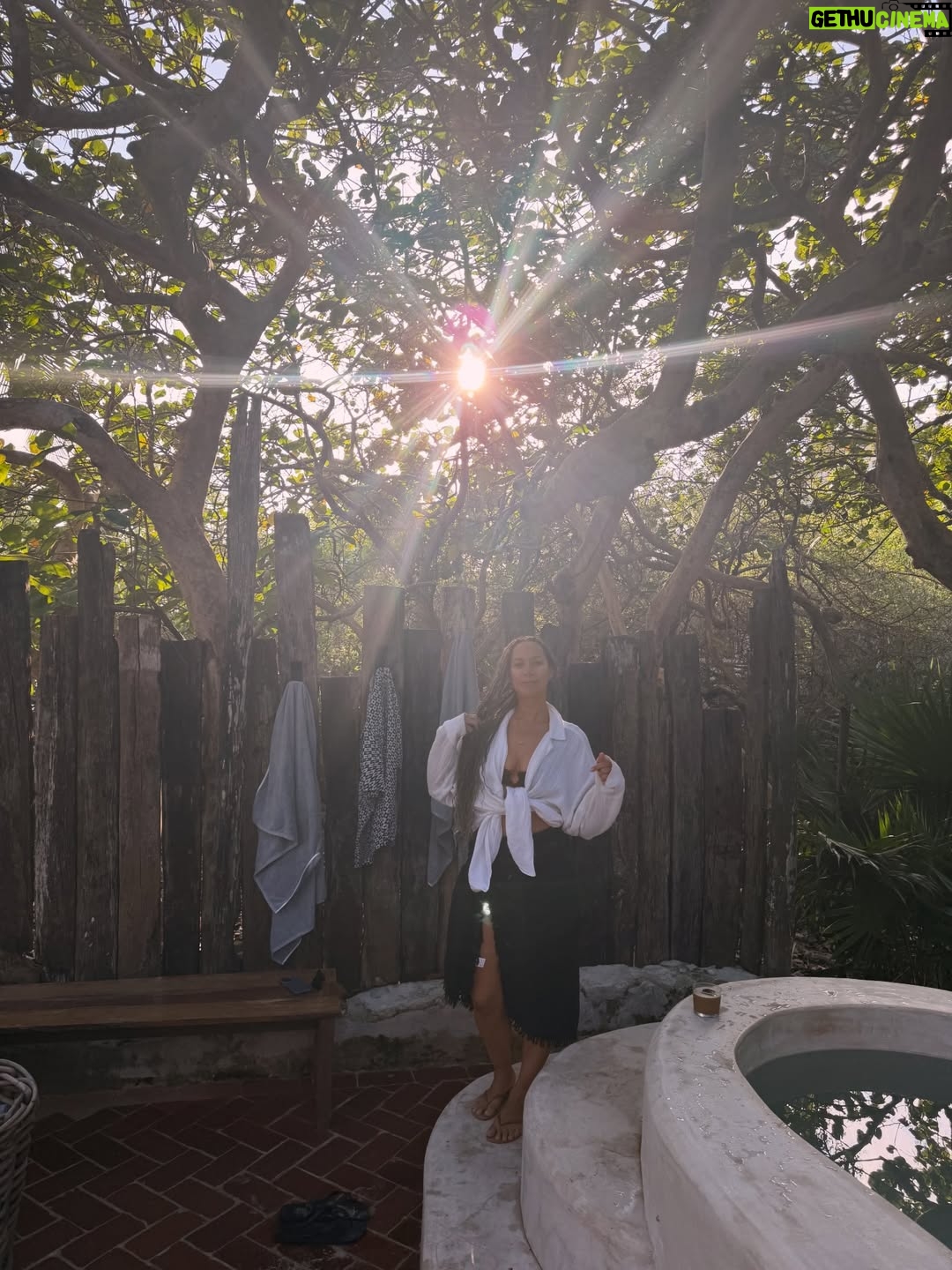 Leona Lewis - 14.8K Likes - Hawai’i & Mexico 🤍🌈
