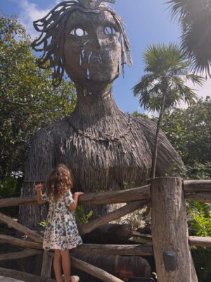 Leona Lewis Instagram - Hawai’i & Mexico 🤍🌈