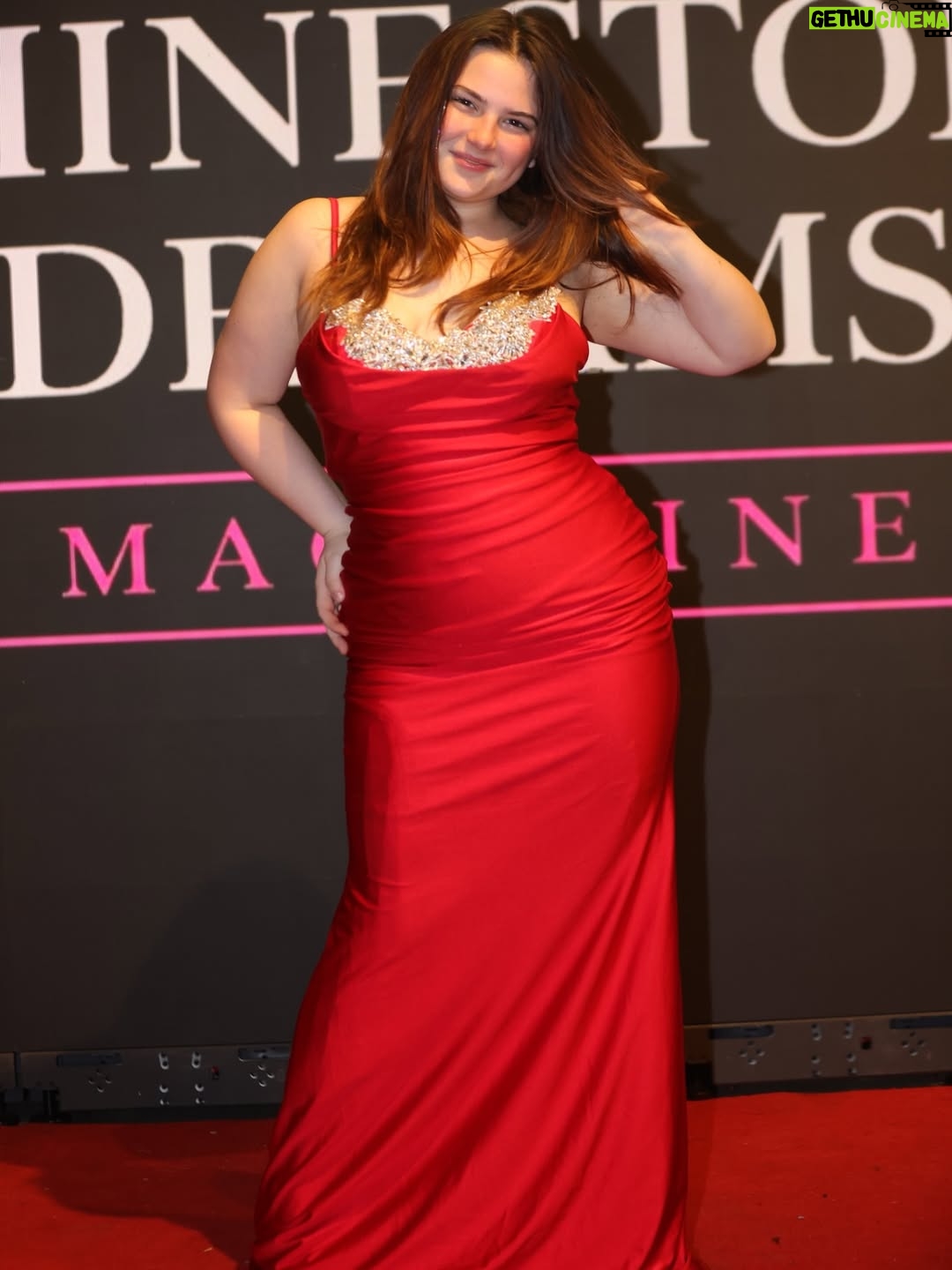 Lexi Rabe - 6.9K Likes - @rhinestone_sugar Oscar pre-party Jessica you killed she killed it! Red dress by @jessicaangelcollection -Felt legit like pretty woman!!! thx @thewnk ❤️ for the amazing photos you always capture the real me in the middle of all my modeling poses. What a fun night. Love seeing all my friends there and getting to watch @pejaanne perform as always🥰 #oscarpreparty #oscars #magazine @famecast your space was magical as always!! Love ya Silvia!! And @thebellopizza vegan cheese pizza totally hit the spot for your dairy free girly. @rabe.logann looking great
