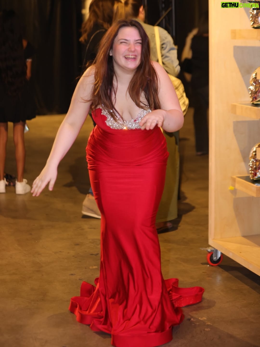 Lexi Rabe - 6.9K Likes - @rhinestone_sugar Oscar pre-party Jessica you killed she killed it! Red dress by @jessicaangelcollection -Felt legit like pretty woman!!! thx @thewnk ❤️ for the amazing photos you always capture the real me in the middle of all my modeling poses. What a fun night. Love seeing all my friends there and getting to watch @pejaanne perform as always🥰 #oscarpreparty #oscars #magazine @famecast your space was magical as always!! Love ya Silvia!! And @thebellopizza vegan cheese pizza totally hit the spot for your dairy free girly. @rabe.logann looking great
