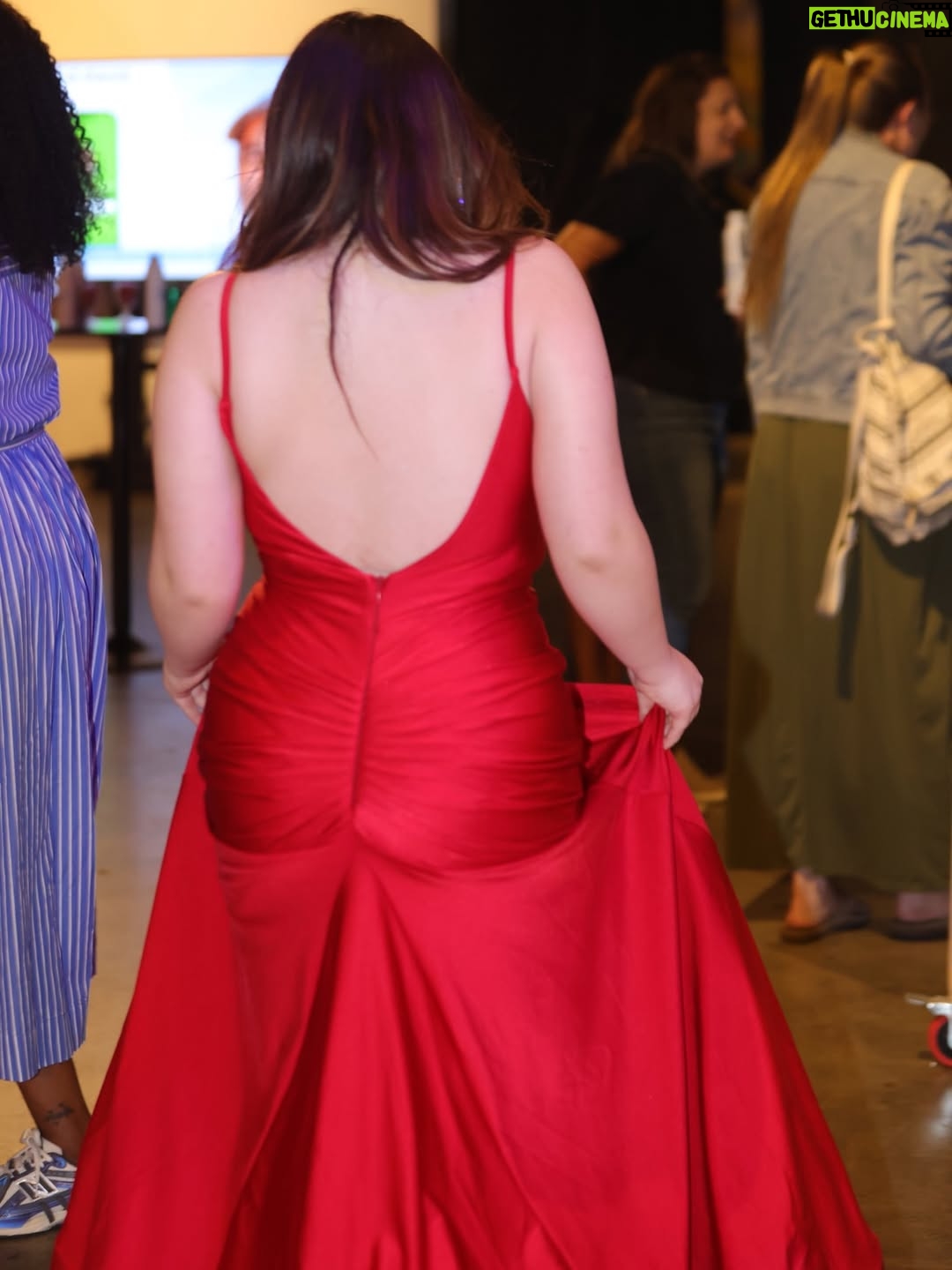 Lexi Rabe - 6.9K Likes - @rhinestone_sugar Oscar pre-party Jessica you killed she killed it! Red dress by @jessicaangelcollection -Felt legit like pretty woman!!! thx @thewnk ❤️ for the amazing photos you always capture the real me in the middle of all my modeling poses. What a fun night. Love seeing all my friends there and getting to watch @pejaanne perform as always🥰 #oscarpreparty #oscars #magazine @famecast your space was magical as always!! Love ya Silvia!! And @thebellopizza vegan cheese pizza totally hit the spot for your dairy free girly. @rabe.logann looking great