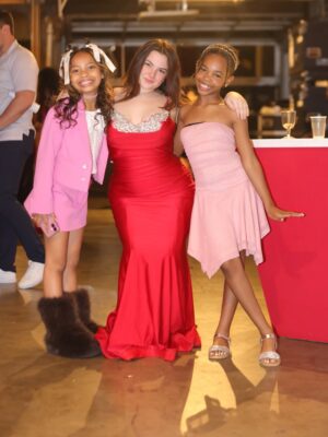 Lexi Rabe Instagram - @rhinestone_sugar Oscar pre-party Jessica you killed she killed it! Red dress by @jessicaangelcollection -Felt legit like pretty woman!!! thx @thewnk ❤️ for the amazing photos you always capture the real me in the middle of all my modeling poses. What a fun night. Love seeing all my friends there and getting to watch @pejaanne perform as always🥰 #oscarpreparty #oscars #magazine @famecast your space was magical as always!! Love ya Silvia!! And @thebellopizza vegan cheese pizza totally hit the spot for your dairy free girly. @rabe.logann looking great